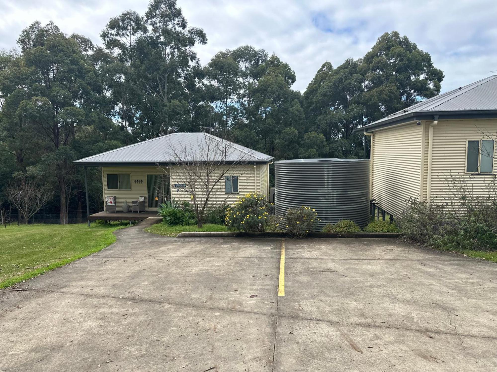 Blueberry Hills On Comleroy Farmstay - Self-Contained Cottages Kurrajong Экстерьер фото